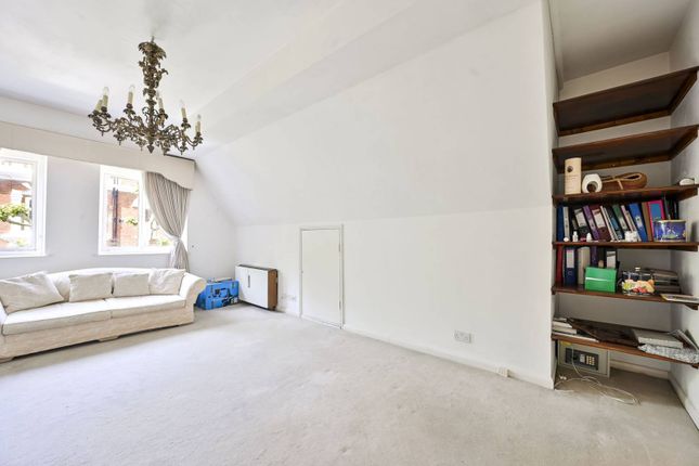 Collingham Gardens, Earls Court... 1 bed flat for sale