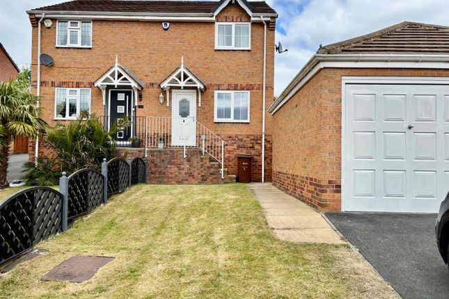 2 bedroom semi-detached house for sale