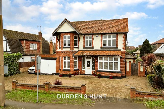 Wingletye Lane, Hornchurch, RM11 5 bed detached house for sale