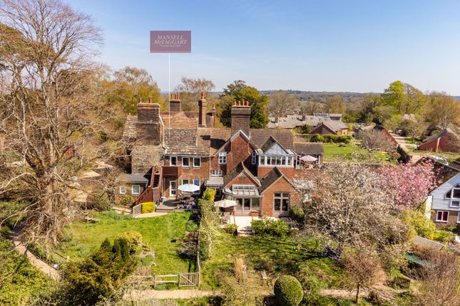 Hoathly Hill, East Grinstead RH19 3 bed apartment for sale