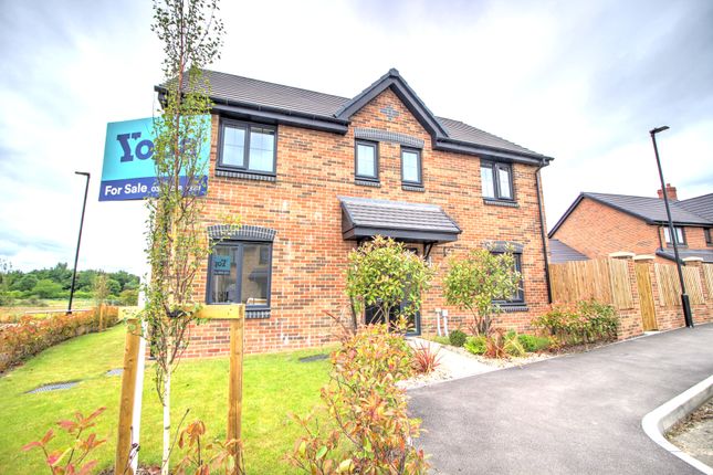 4 bed detached house