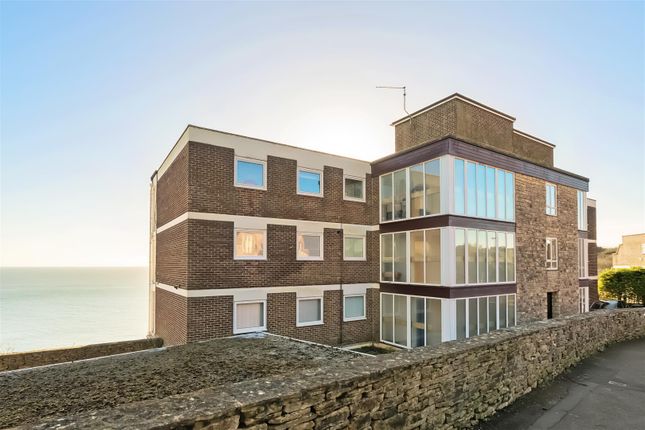 2 bed flat