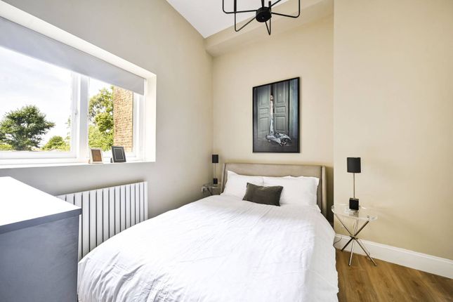 St Luke's Road, Westbourne Park... 1 bed flat for sale