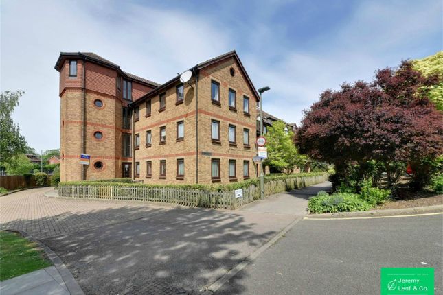 Stokes Court, Diploma Avenue, N2 1 bed apartment for sale