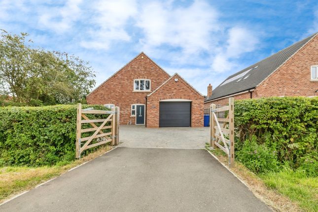 4 bed detached house