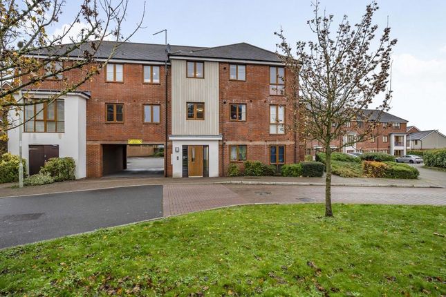 Basingstoke,  Hampshire,  RG24 2 bed flat for sale