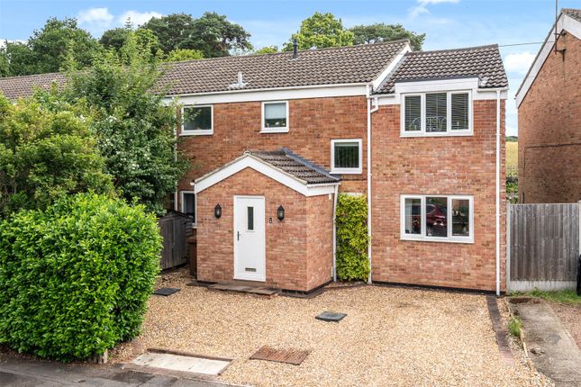 3 bed end terrace house
