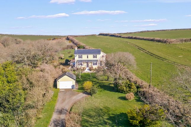 4 bed detached house