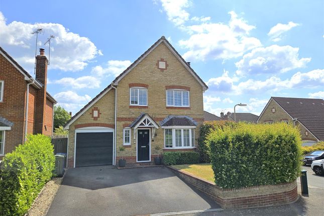 4 bed detached house