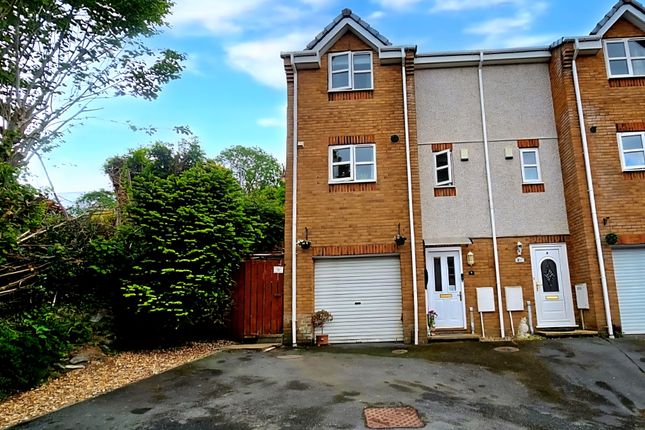 4 bedroom end of terrace house for sale