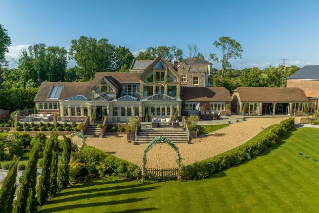 7 bedroom detached house for sale