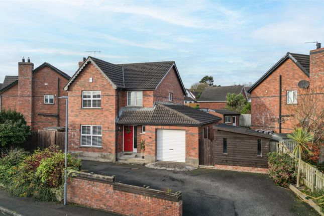 4 bed detached house