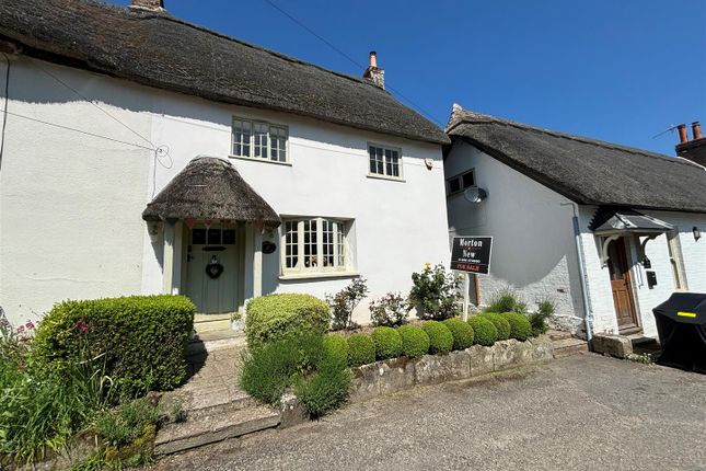 2 bedroom cottage for sale