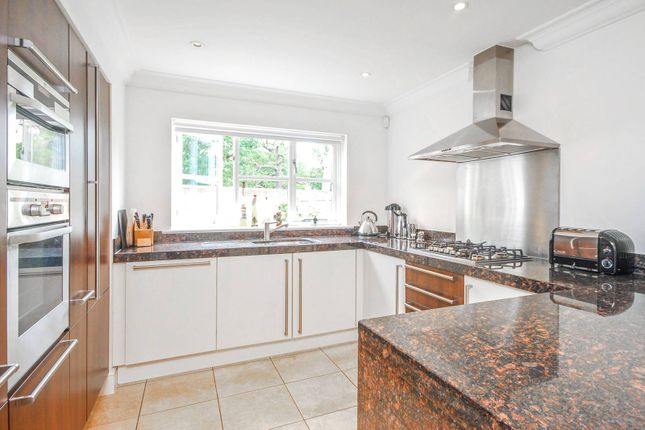 Kingston Vale, Kingston Vale, London... 4 bed house for sale
