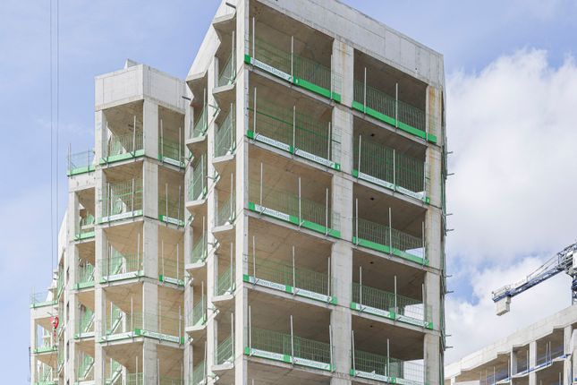 Nathan Way, Plumstead SE28 2 bed apartment for sale