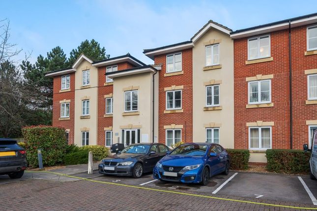 Newbury,  Berkshire,  RG14 2 bed flat for sale