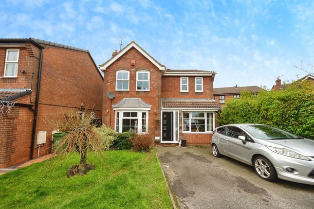 4 bed detached house
