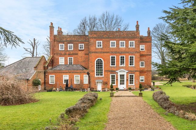 Coxtie Green Road, Brentwood CM14 1 bed mews for sale