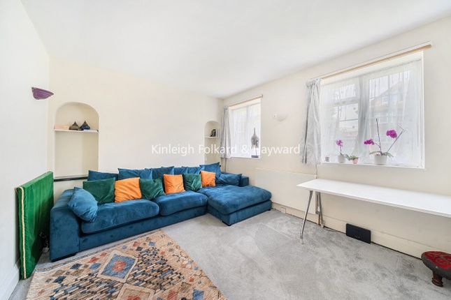 Queen Road, Hendon, London, NW4 2 bed flat for sale