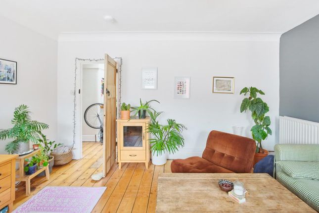 Cheltenham Road, Montpelier 3 bed flat for sale