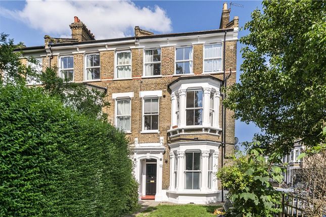 Effra Road, London, SW2 2 bed apartment for sale