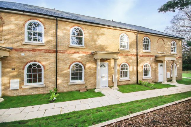Oakfields, Newmarket CB8 2 bed terraced house for sale