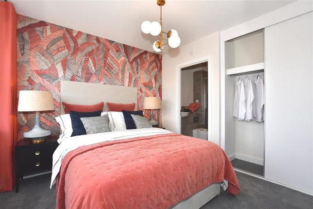 3 bed semi-detached house