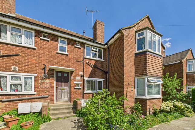 2 bed maisonette