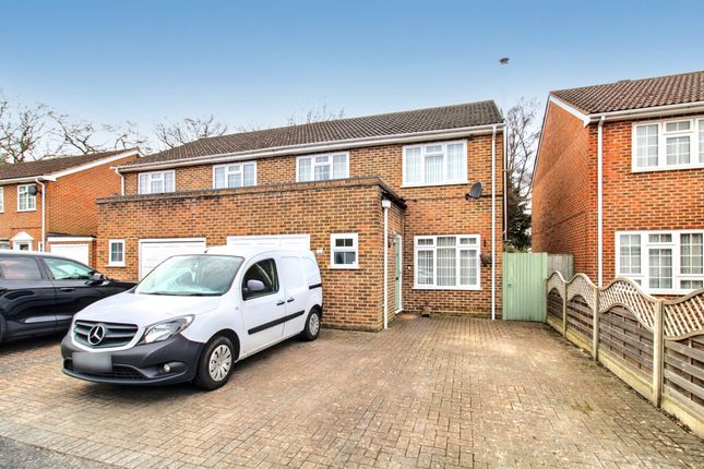 Brewers Close,  Farnborough, GU14 4 bed semi