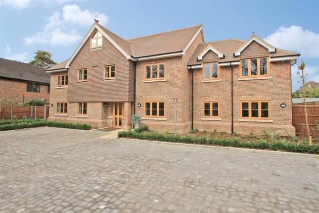 2 bed flat