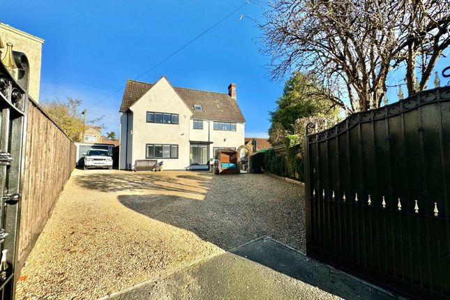 6 bedroom detached house for sale