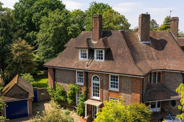 Ashcombe Avenue, Surbiton KT6 4 bed semi