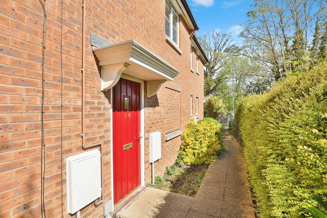 2 bedroom coach house for sale