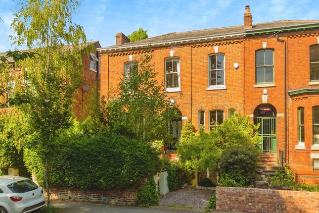 5 bedroom semi-detached house for sale