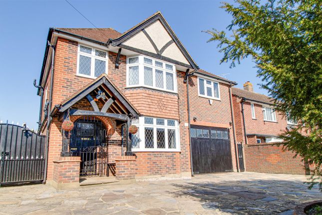 4 bed detached house