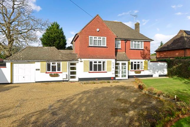 Cranleigh Road, Ewhurst 3 bed detached house for sale