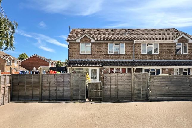 Roman Close, Deal, Kent, CT14 9XJ 2 bed end of terrace house for sale