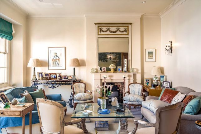 Eaton Place, London, SW1X 5 bed apartment for sale