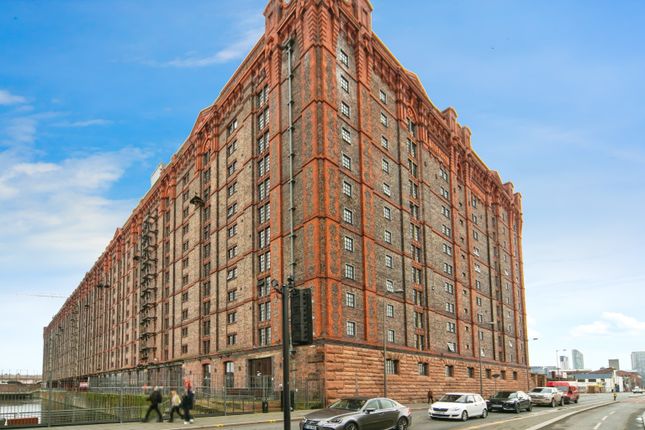 3 bed flat