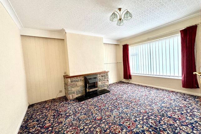 3 bed semi-detached bungalow