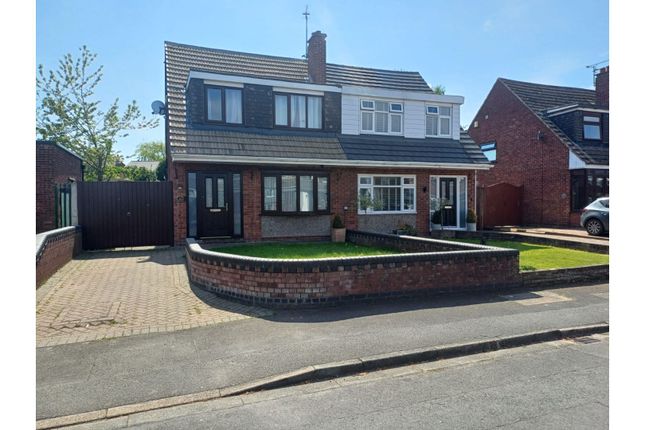 3 bedroom semi-detached house for sale