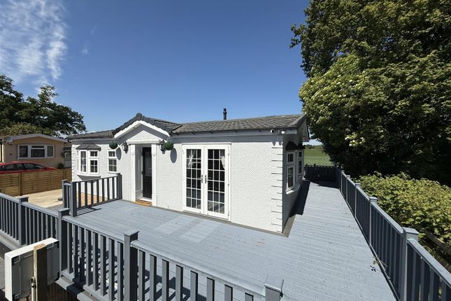 2 bed mobile/park home