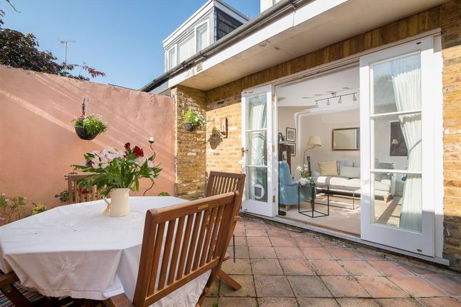 Station Road, Barnes 2 bed terraced house for sale
