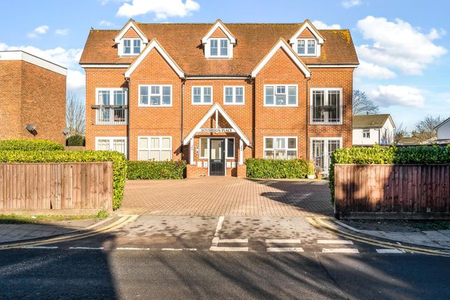 Windsor,  Berkshire,  SL4 2 bed flat for sale