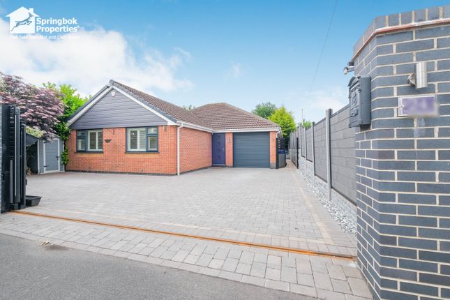 3 bedroom detached bungalow for sale