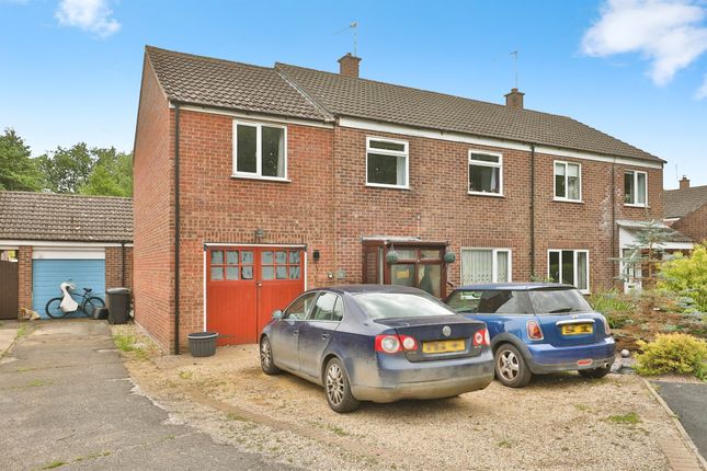 4 bedroom semi-detached house for sale