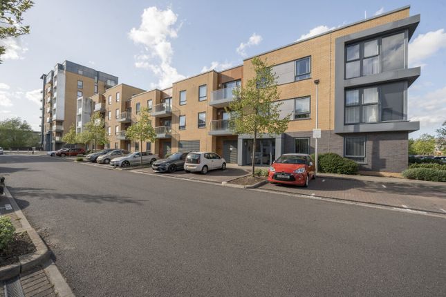 Drake Way, Berkshire RG2 2 bed apartment for sale