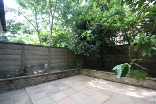 Archway Road, Highgate, N6 4ER 2 bed flat for sale