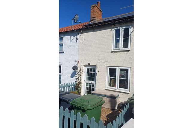 2 bedroom terraced house for sale