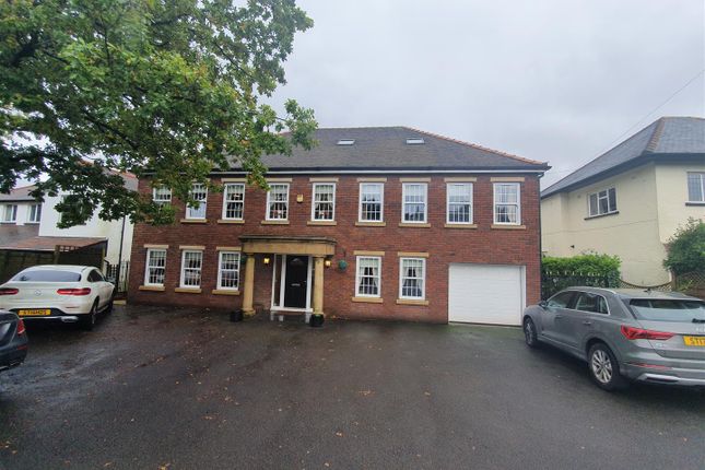7 bed detached house